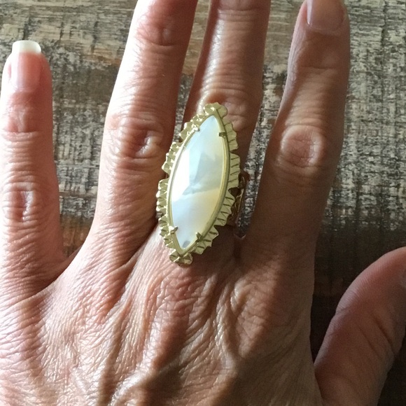 Kendra Scott Maritza Cocktail Ring - Picture 1 of 6